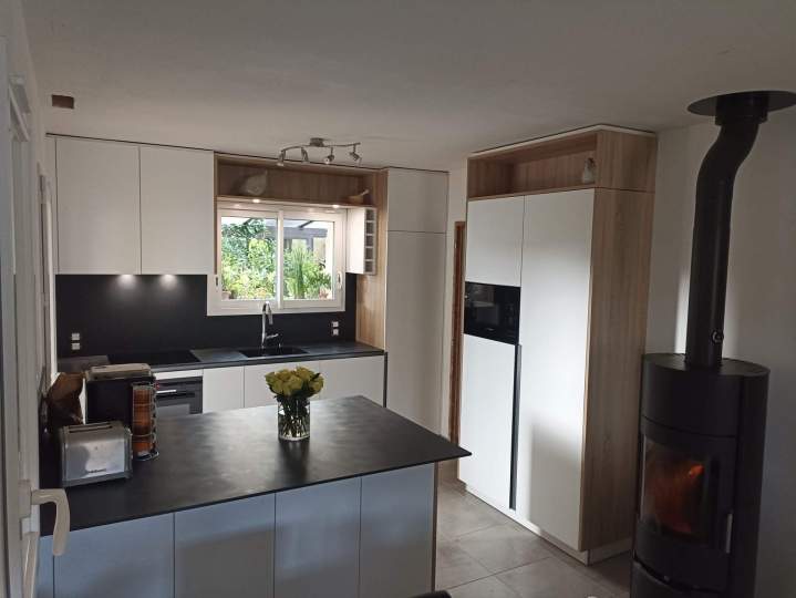 Cuisine placardée en bois Saint Romain de Popey