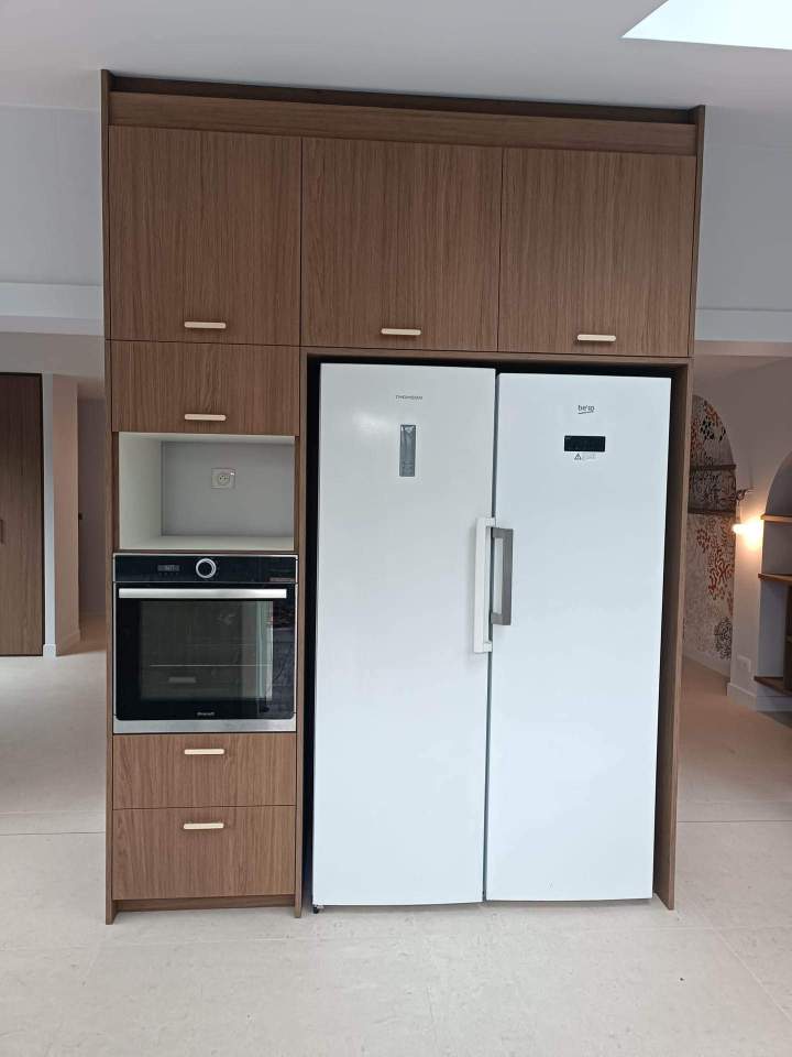 Cuisine sur mesure en bois Saint Romain de Popey