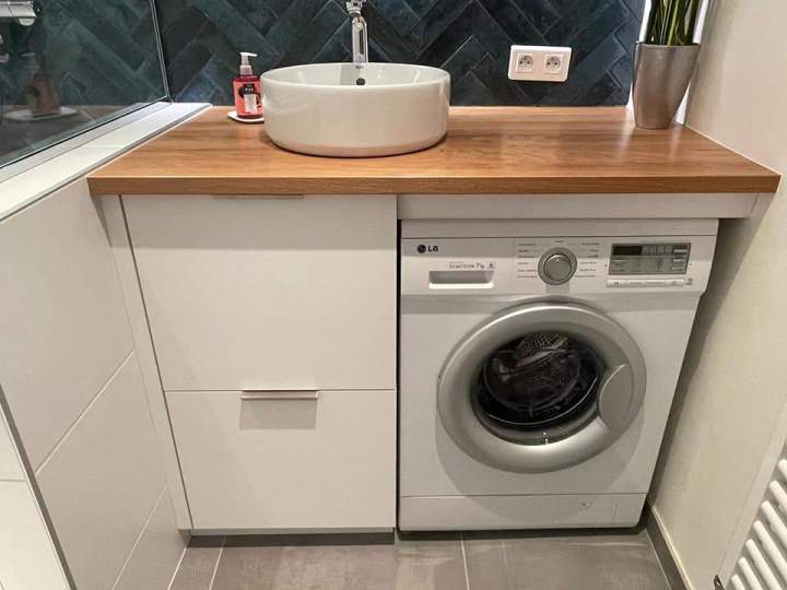 Salle de bains avec buanderie Saint Romain de Popey