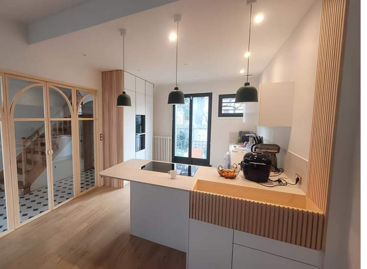 Verrière en bois cuisine ouverte Saint Romain de Popey