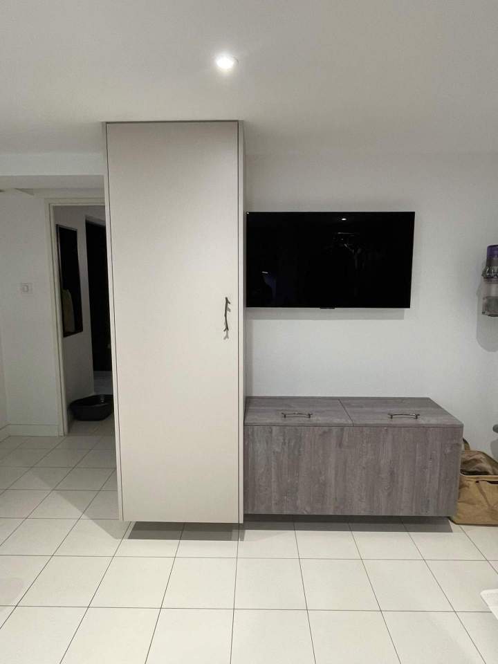 Mobilier pour salon Saint-Romain-de-Popey